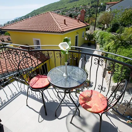 Vero-4 By Interhome 奥帕提亚