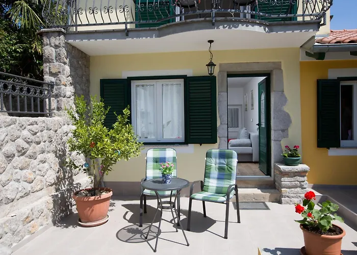 Vero-4 By Interhome * Opatija